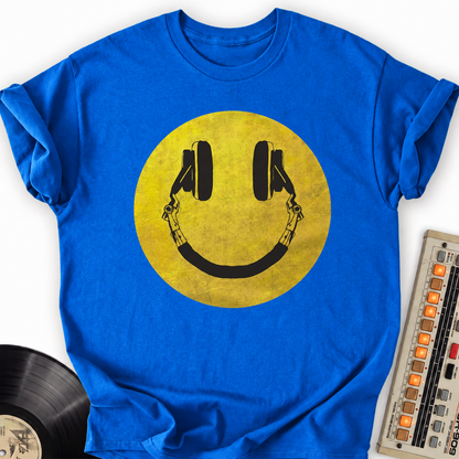 Music Smile T-Shirt – Royal flat lay