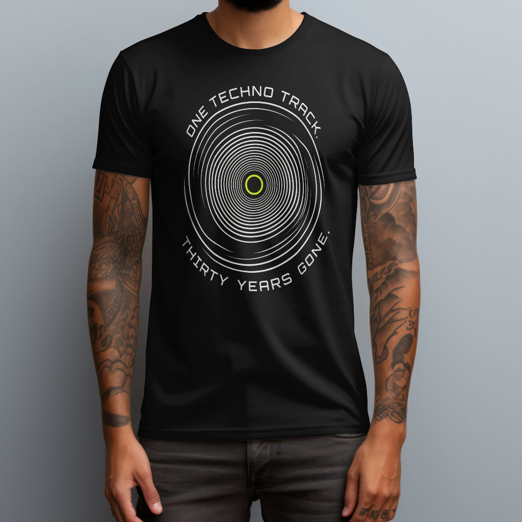 one techno track black