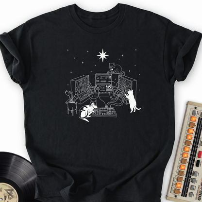 Synthesizers And Cats T-Shirt – Black flat lay