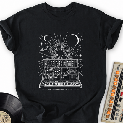 cat on synthesizers black