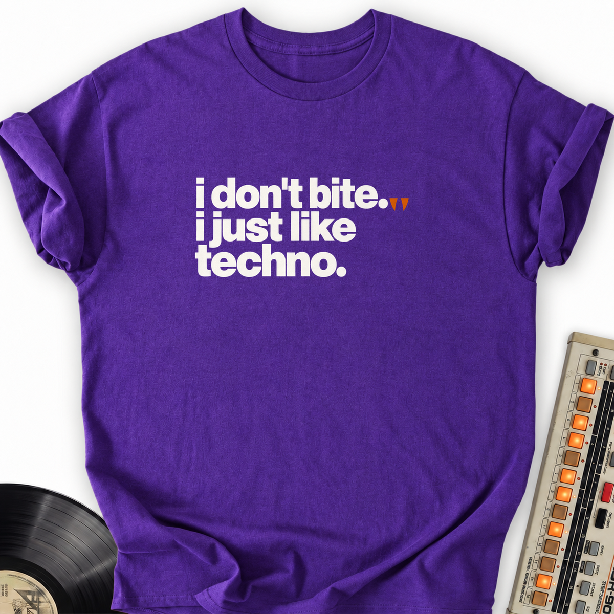 i dont bite i just like techno purple